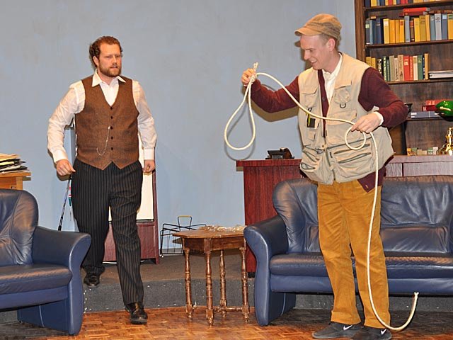 19_10_theater_hottwil3