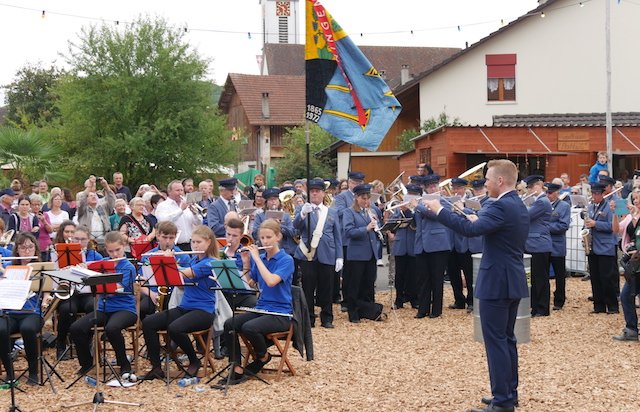 Dorffest «800 Johr Zeinige»